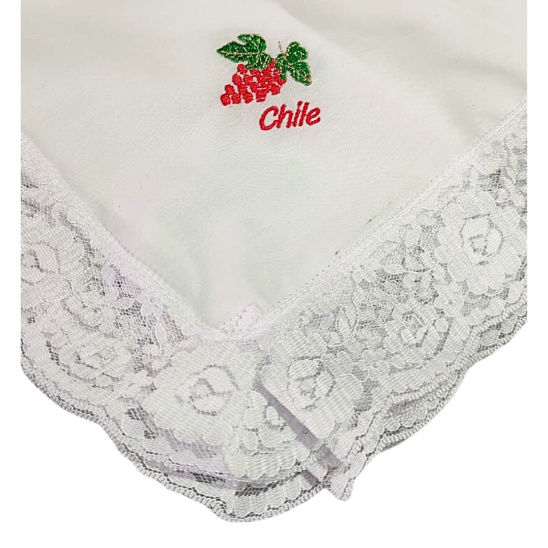 Pañuelo Blanco Huasa Bordado y Blonda